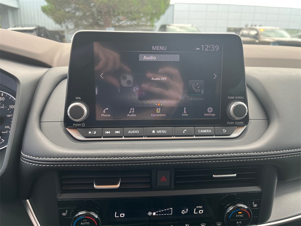 2023 Nissan Rogue SV photo 20