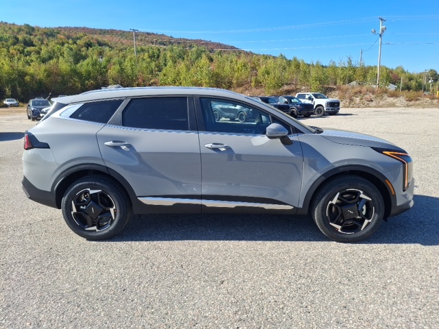 2026 Kia Sportage EX photo 2