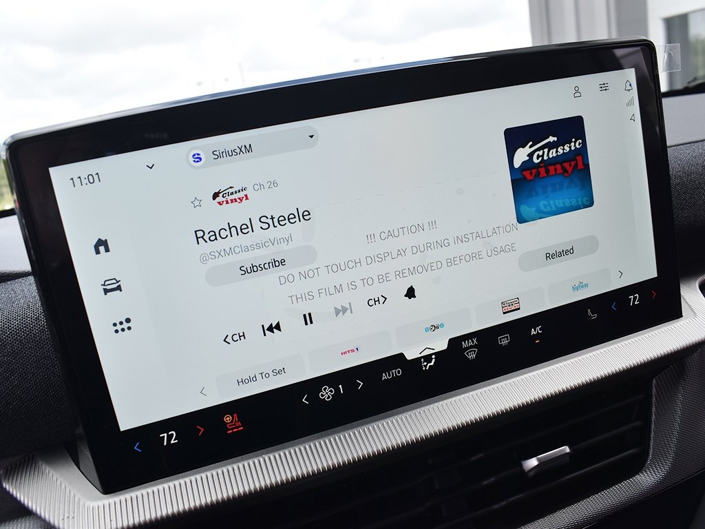 2025 Ford Explorer ST photo 17