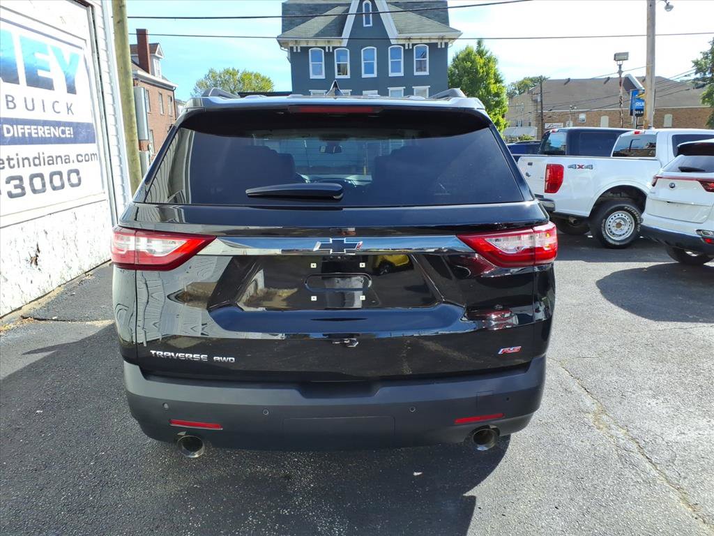 2019 Chevrolet Traverse RS photo 2
