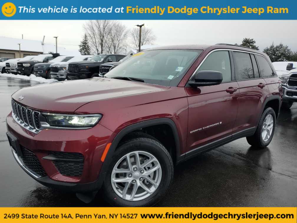 2025 Jeep Grand Cherokee Laredo's photo