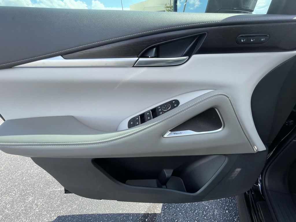 2026 Infiniti QX60 Autograph photo 17
