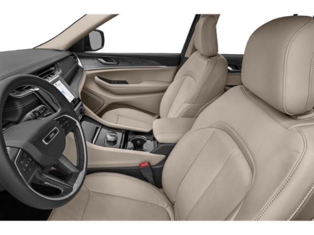 2025 Jeep Grand Cherokee Summit Reserve photo 9