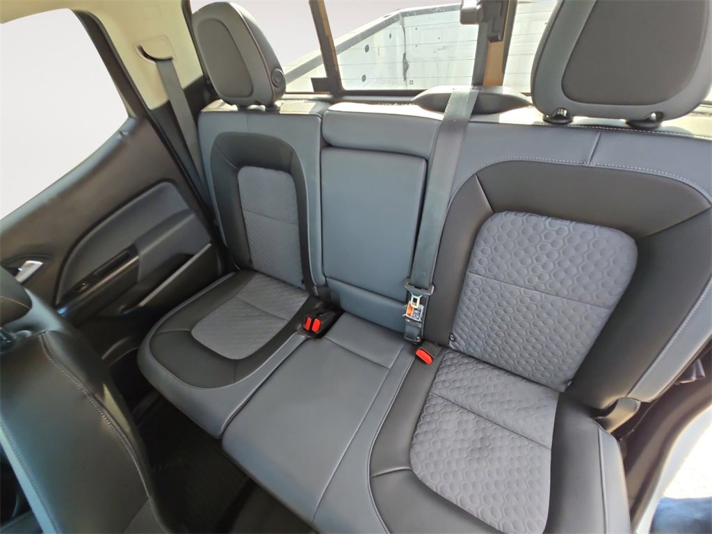 2018 Chevrolet Colorado Z71 photo 13