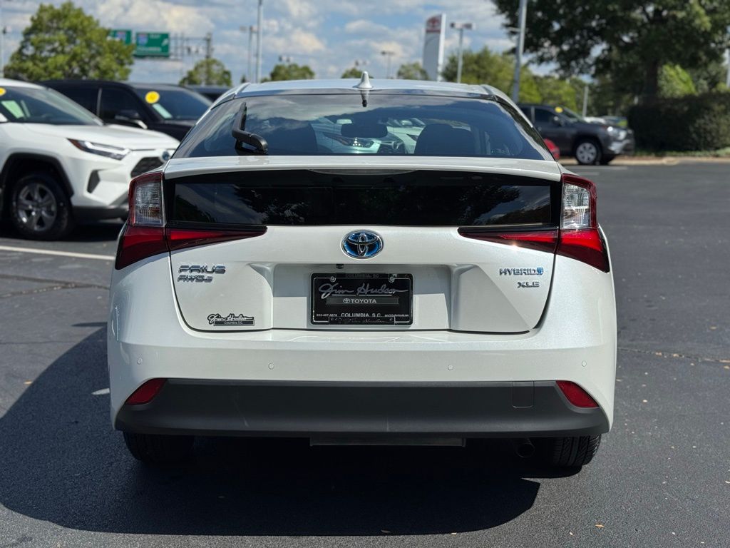 2022 Toyota Prius LE AWD-e photo 9