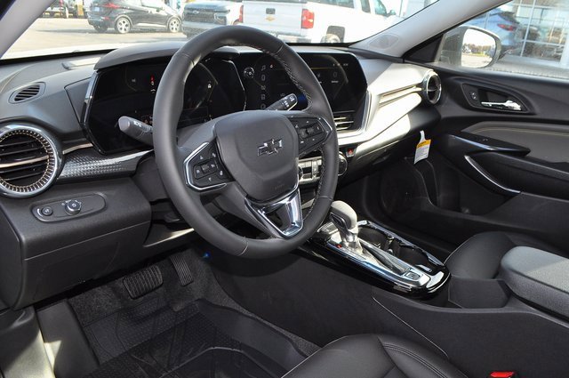 2026 Chevrolet Trax ACTIV photo 3