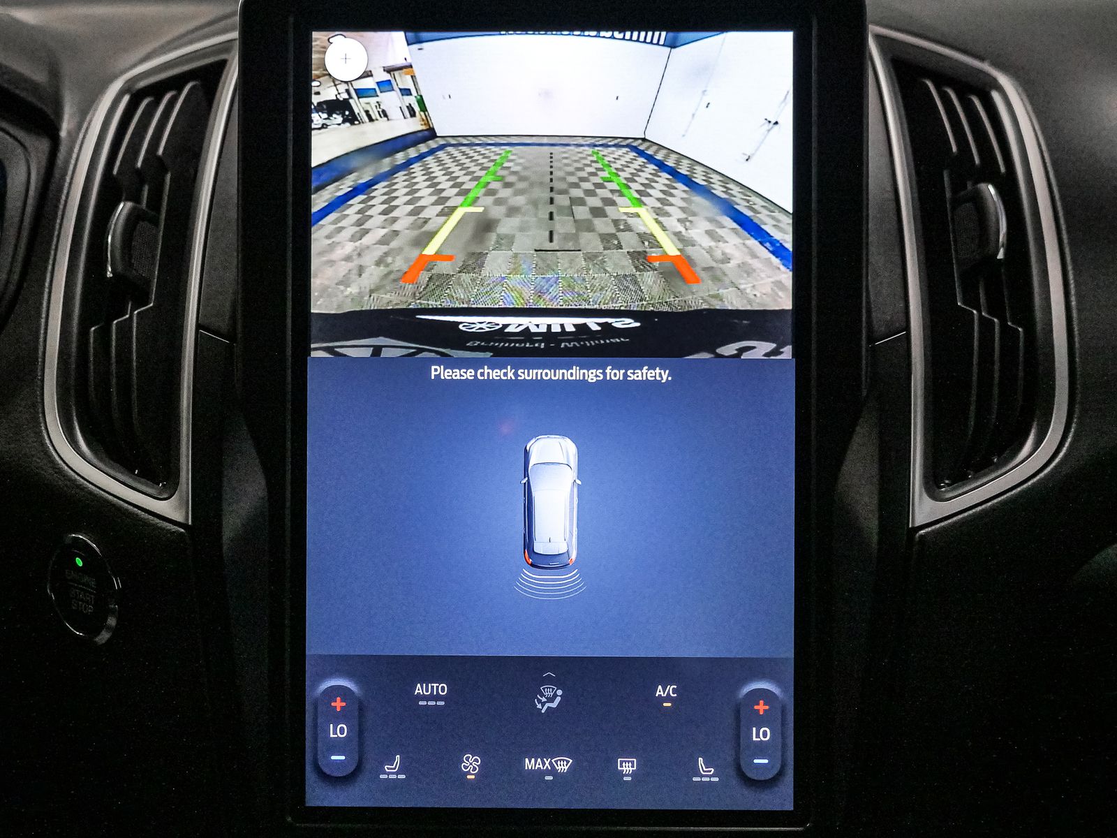 2024 Ford Edge SEL photo 35