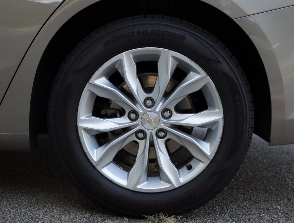 2022 Chevrolet Malibu 1LT photo 31