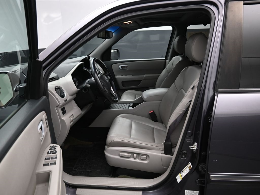 2015 Honda Pilot Touring photo 7