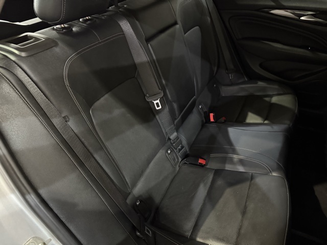 2018 Buick Regal TourX Essence photo 34