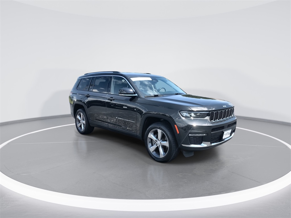 2022 Jeep Grand Cherokee Limited photo 2