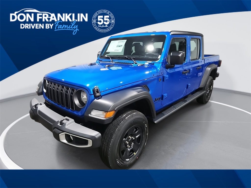 2026 Jeep Gladiator Sport's photo
