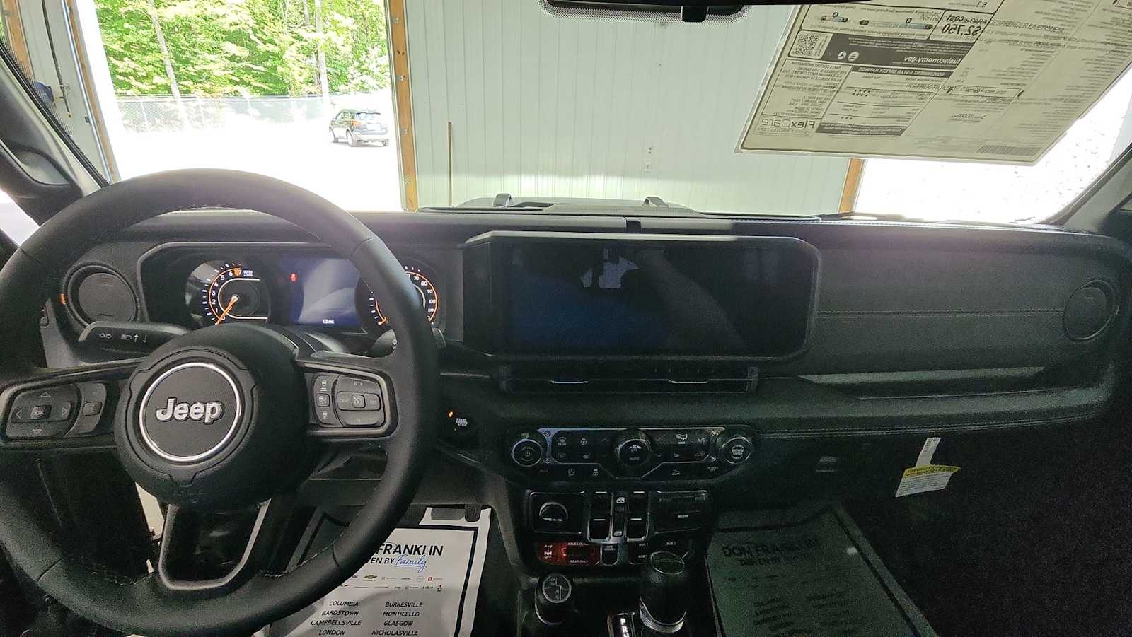 2025 Jeep Gladiator Mojave photo 10