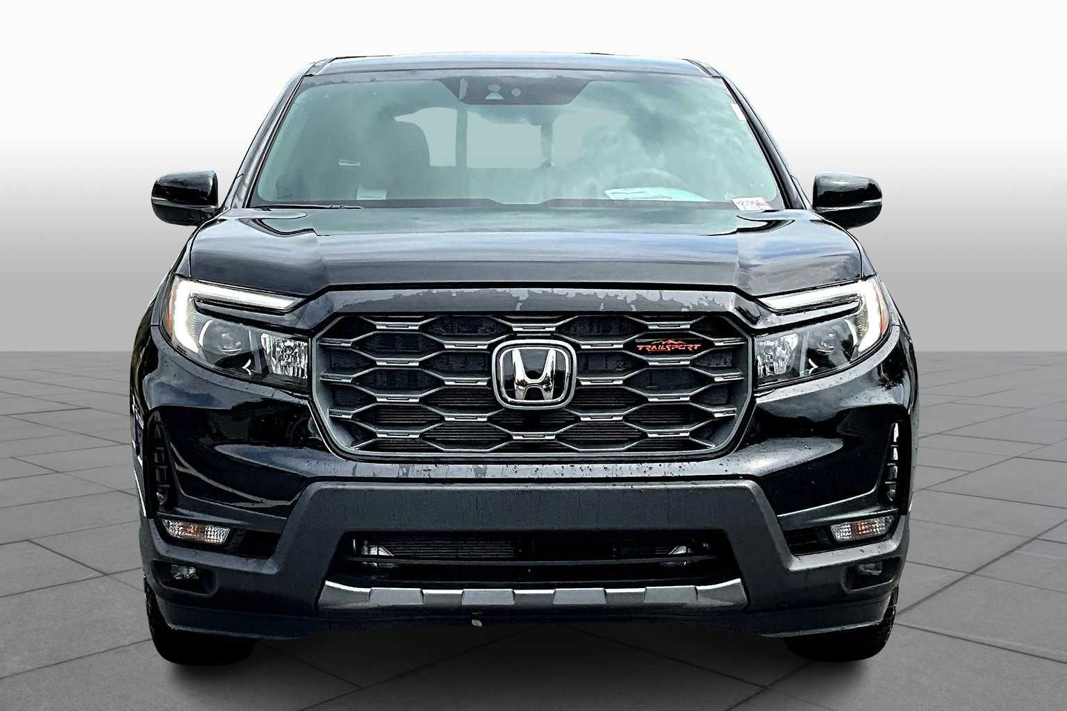 2025 Honda Ridgeline TrailSport photo 3
