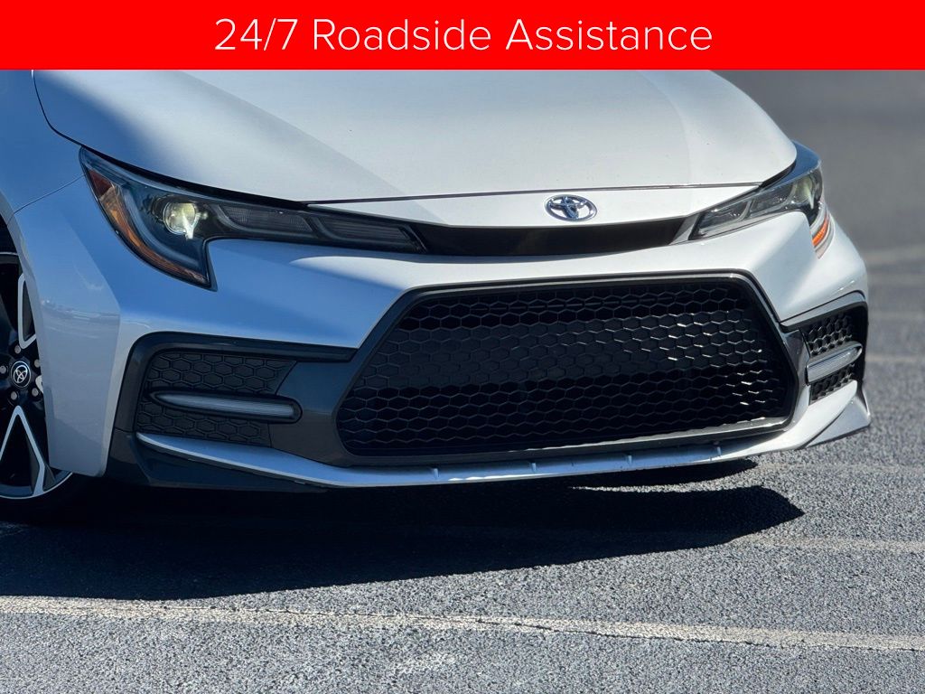 2020 Toyota Corolla SE photo 3