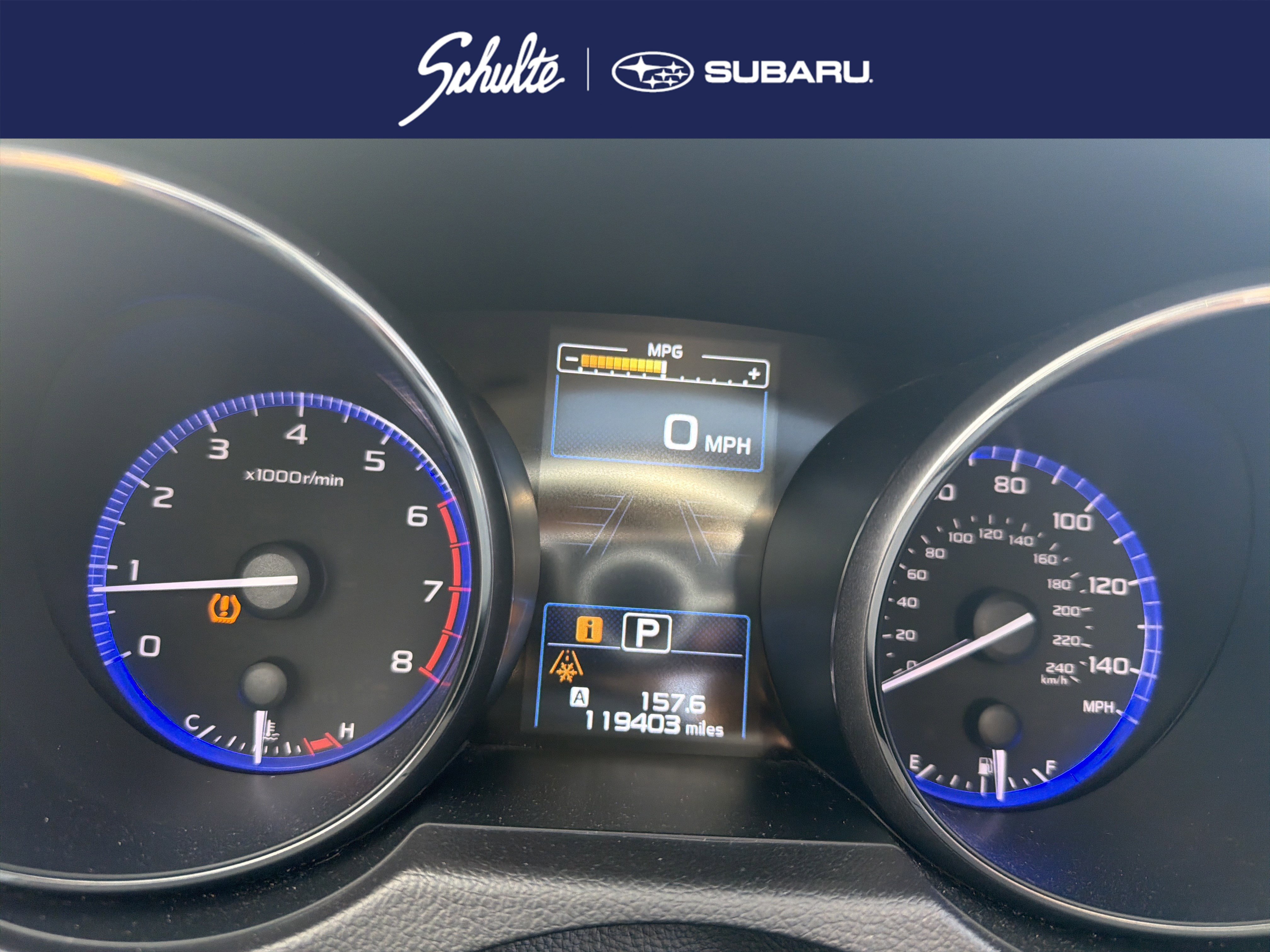 2017 Subaru Legacy Limited's photo