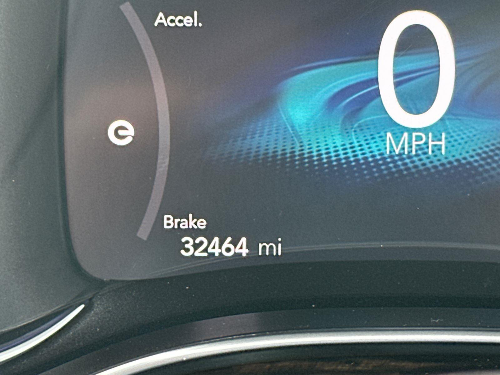 2023 Chrysler Pacifica Hybrid Pinnacle photo 19