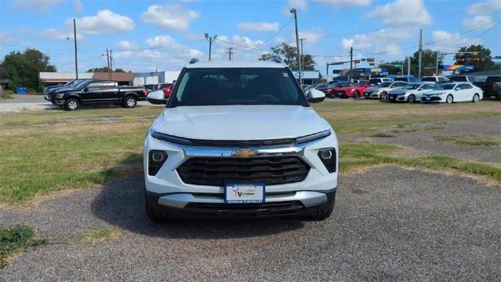 2026 Chevrolet Trailblazer LT photo 3