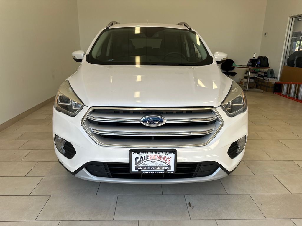 2018 Ford Escape Titanium photo 2
