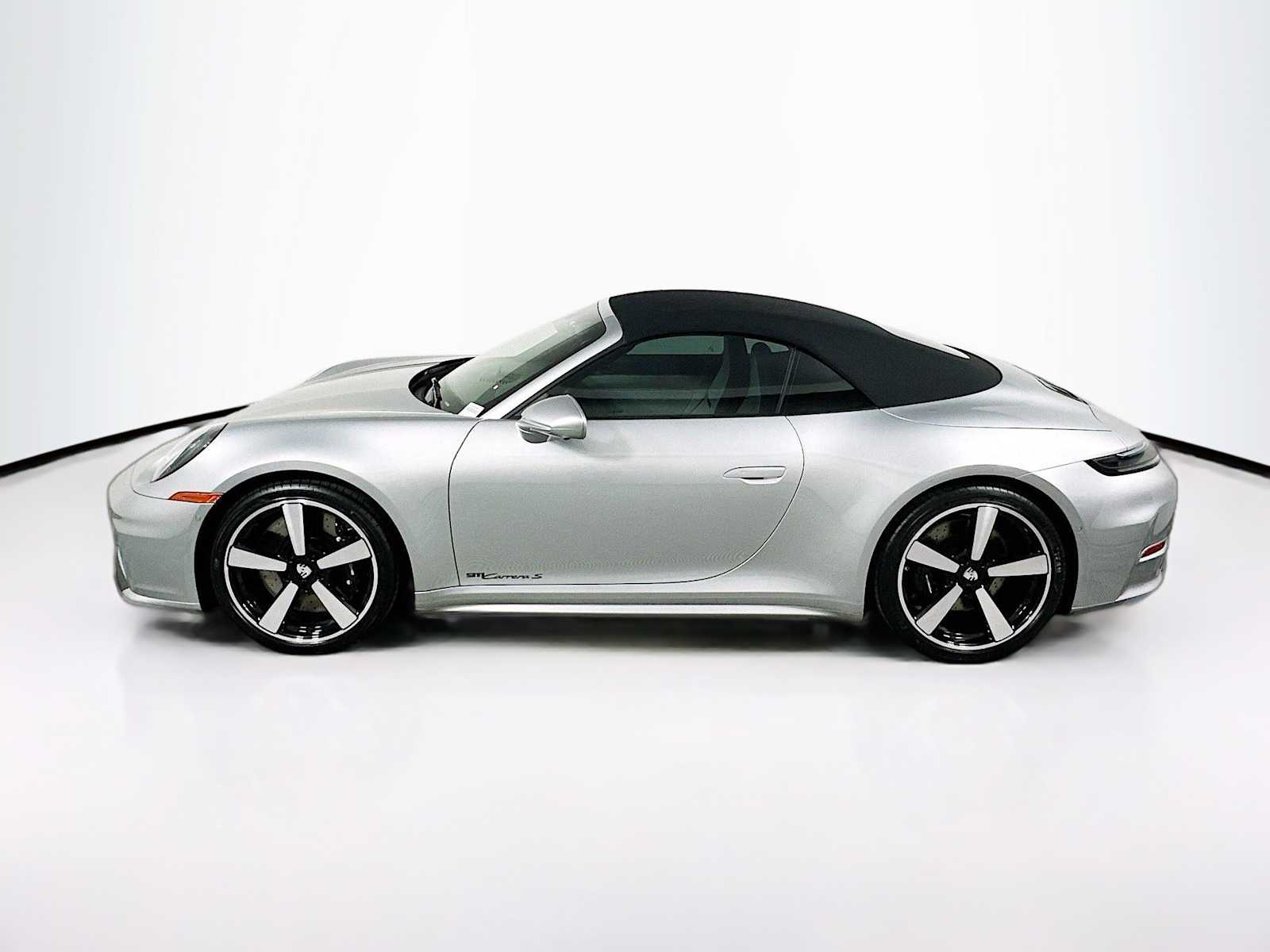 2025 Porsche 911 S Cabriolet photo 2