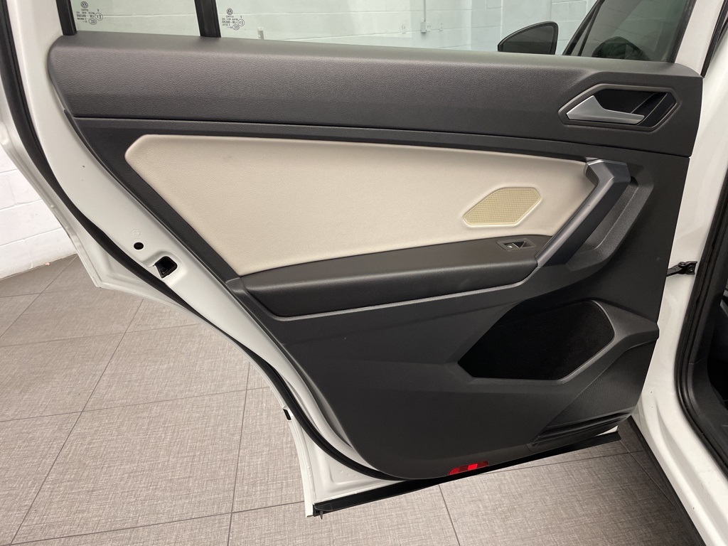 2021 Volkswagen Tiguan SE R-Line Black photo 17
