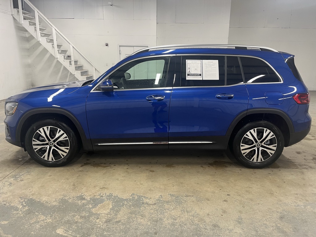 2025 Mercedes Benz GLB 250 photo 4