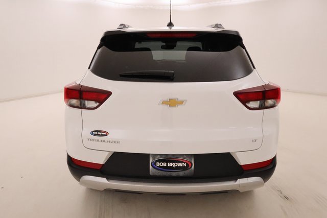 2023 Chevrolet Trailblazer LT photo 2