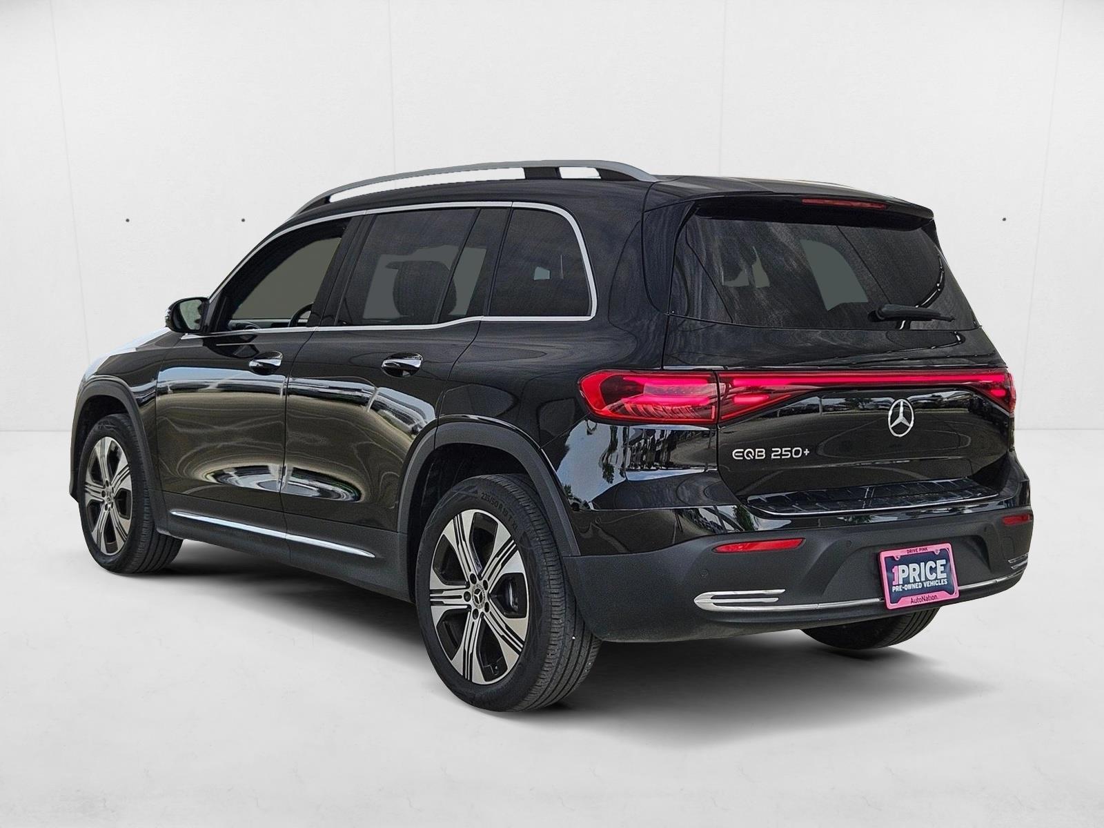 2024 Mercedes Benz EQB photo 4