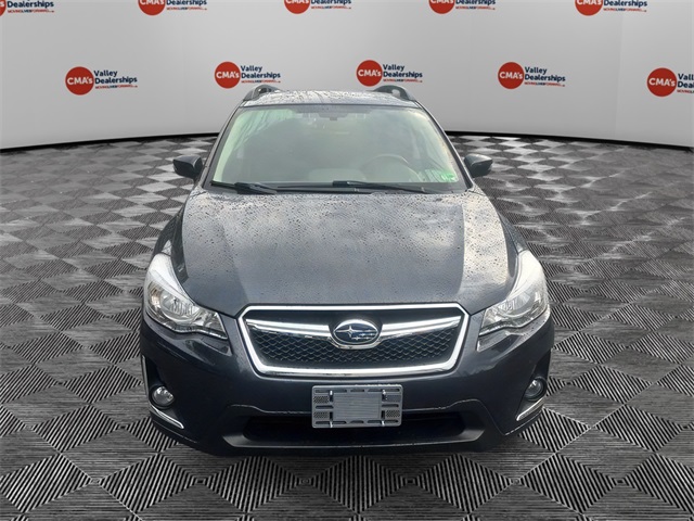 2017 Subaru Crosstrek 2.0i Limited photo 2