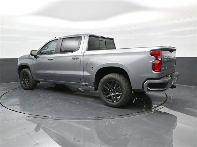2025 Chevrolet Silverado 1500 RST photo 3