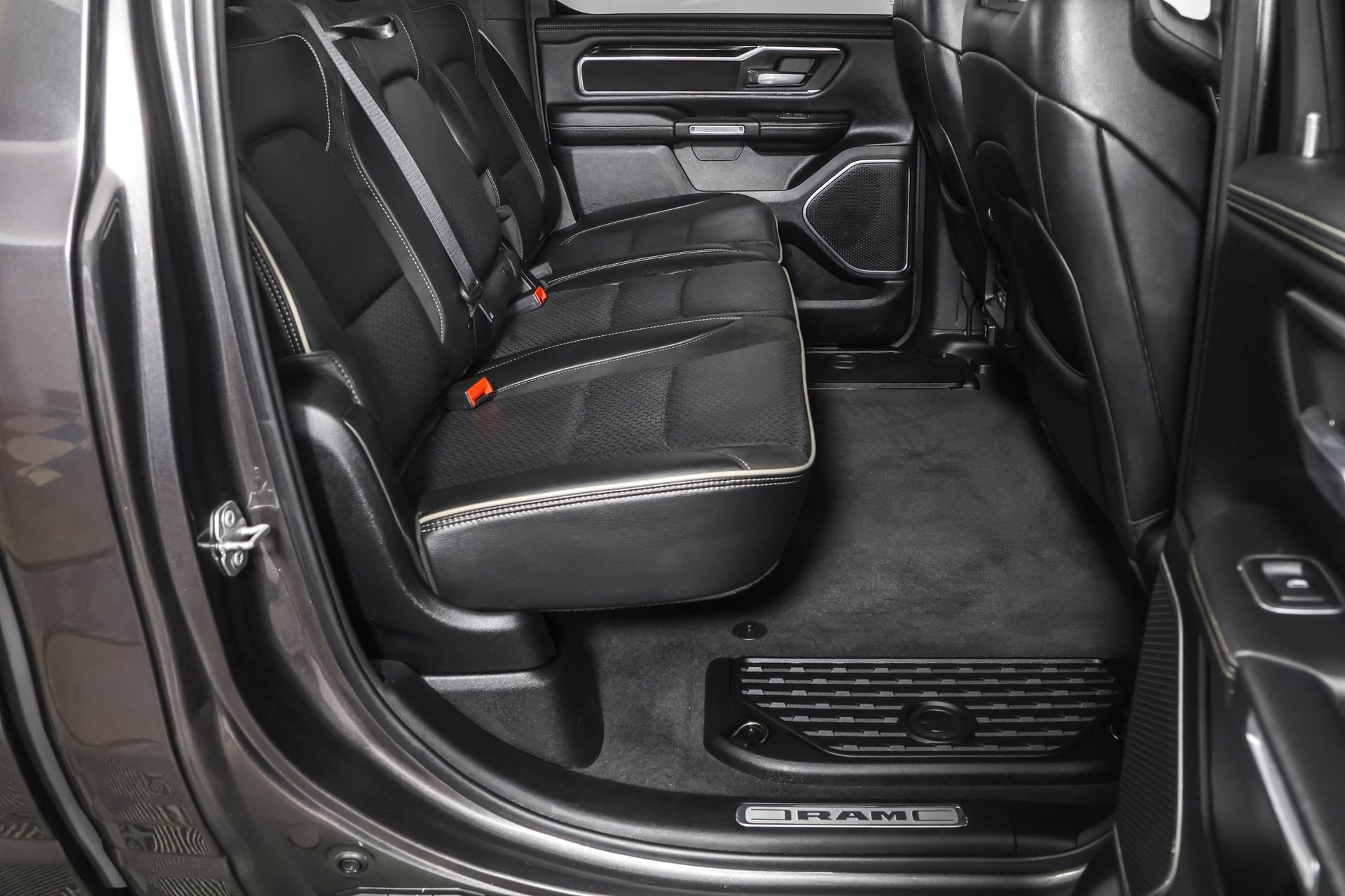 2021 Ram 1500 Laramie photo 30