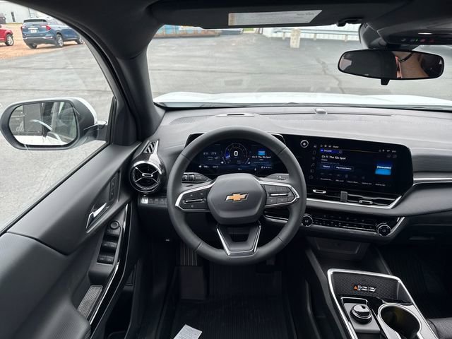 2026 Chevrolet Equinox LT photo 12