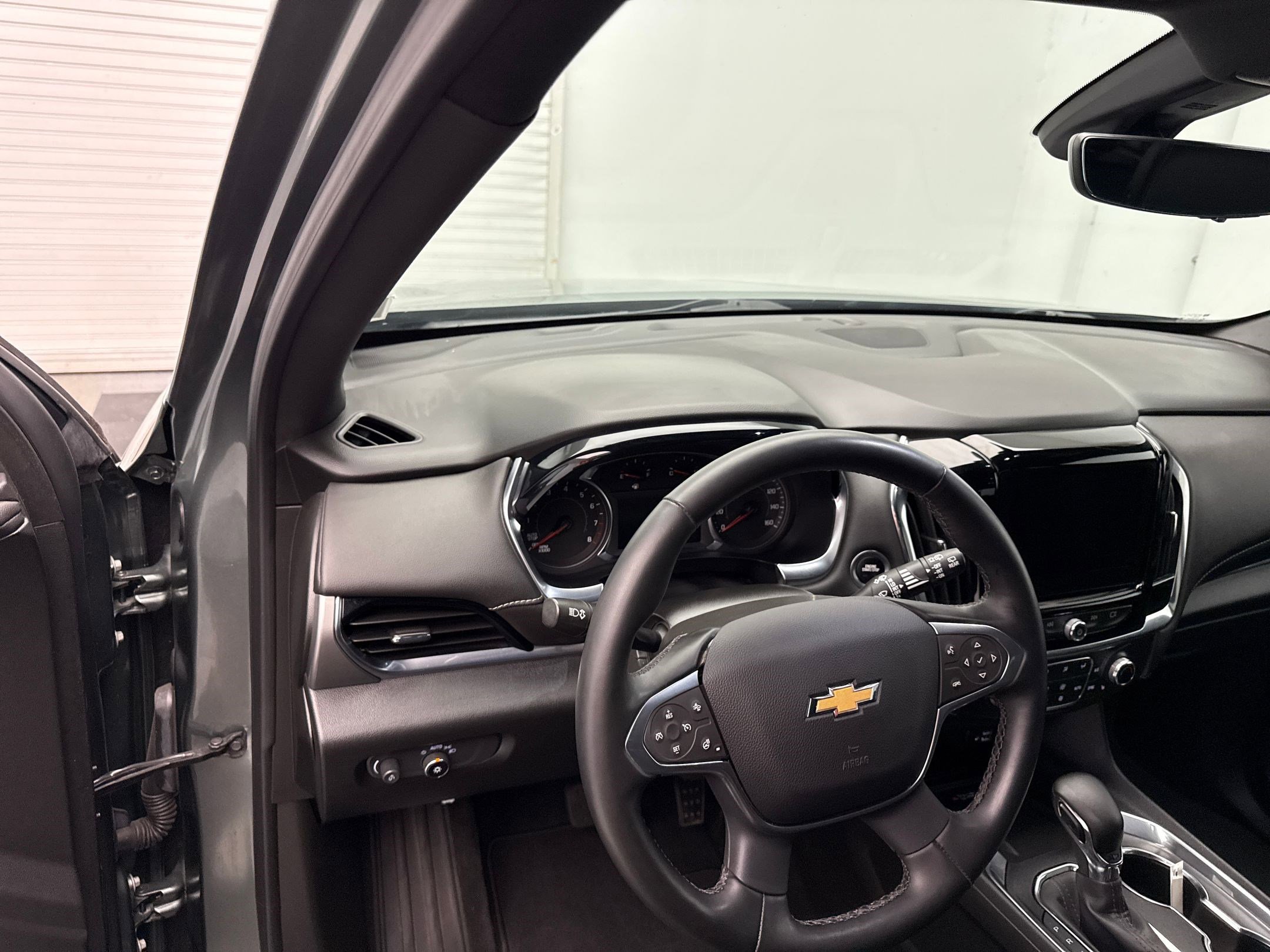 2023 Chevrolet Traverse Leather photo 4