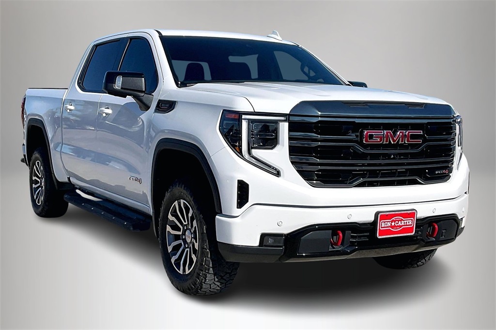 2022 GMC Sierra 1500 AT4's photo
