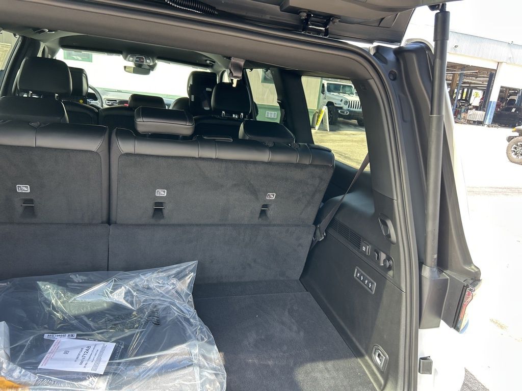 2025 Jeep Wagoneer Series II photo 30