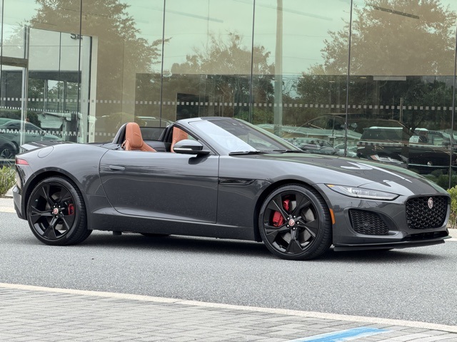 2022 Jaguar F-TYPE P450 photo 2