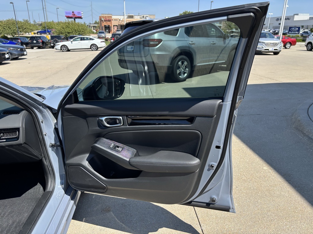 2024 Honda Civic Touring photo 22