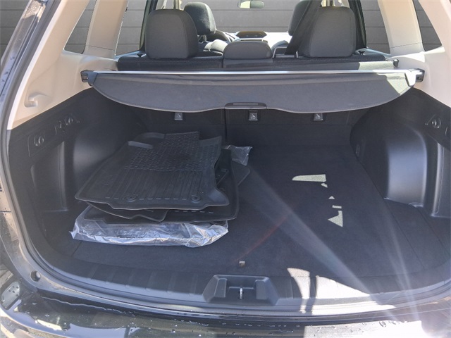 2022 Subaru Forester Premium photo 21