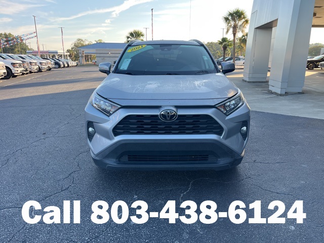 2021 Toyota RAV4 XLE photo 32