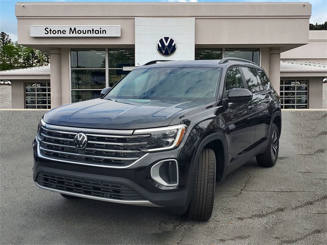 2026 Volkswagen Atlas SE's photo