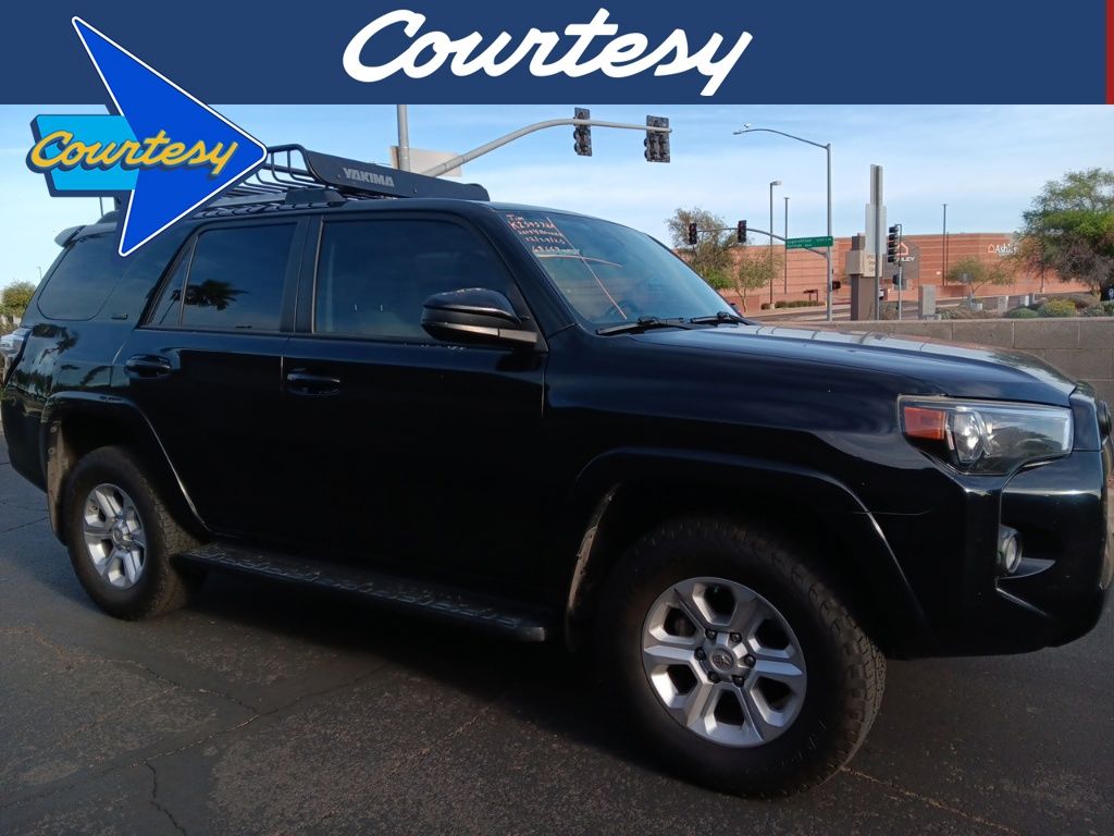 2019 Toyota 4Runner SR5's photo