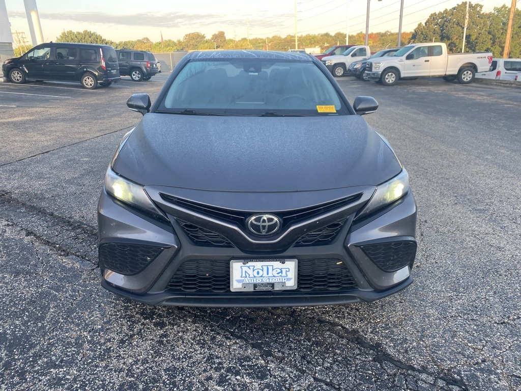 Used 2023 Toyota Camry SE with VIN 4T1G11AK3PU811095 for sale in Kansas City
