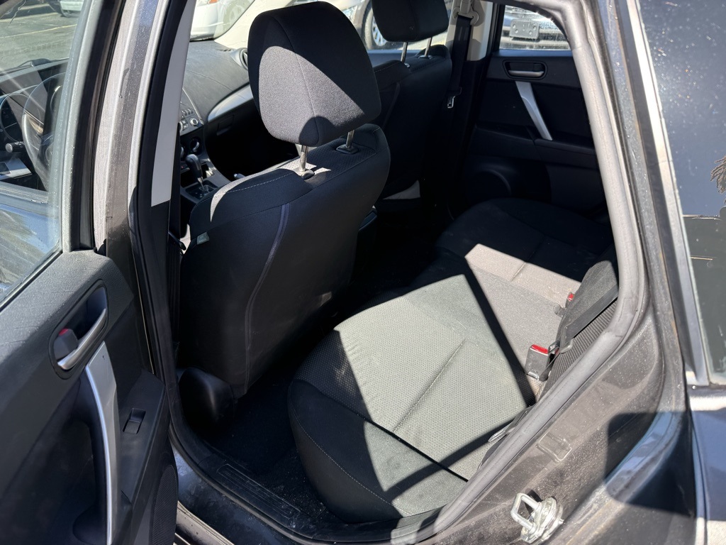 2012 Mazda Mazda3 s Touring photo 6