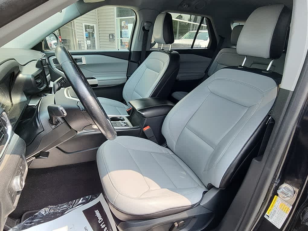 2021 Ford Explorer XLT photo 9