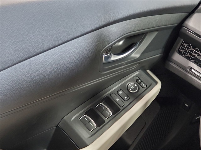 2025 Honda Accord LX photo 19