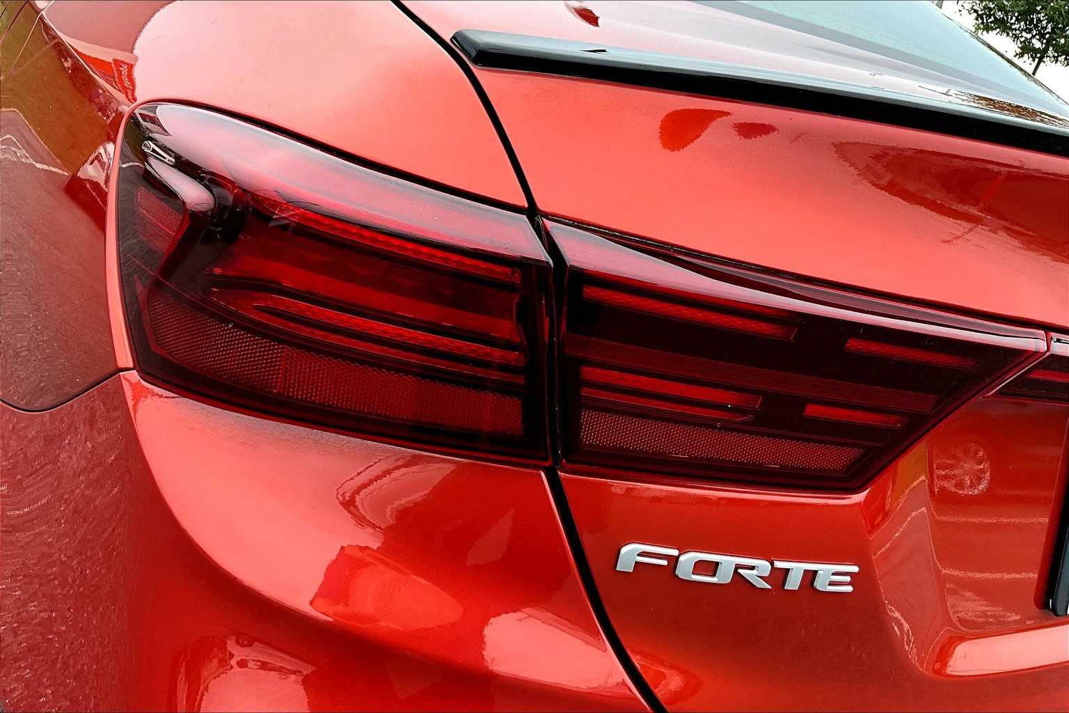 2023 Kia Forte GT-Line photo 27