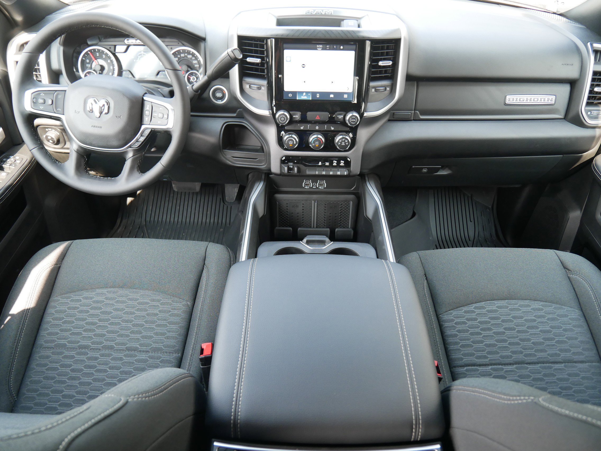 2025 Ram 3500 Big Horn photo 9