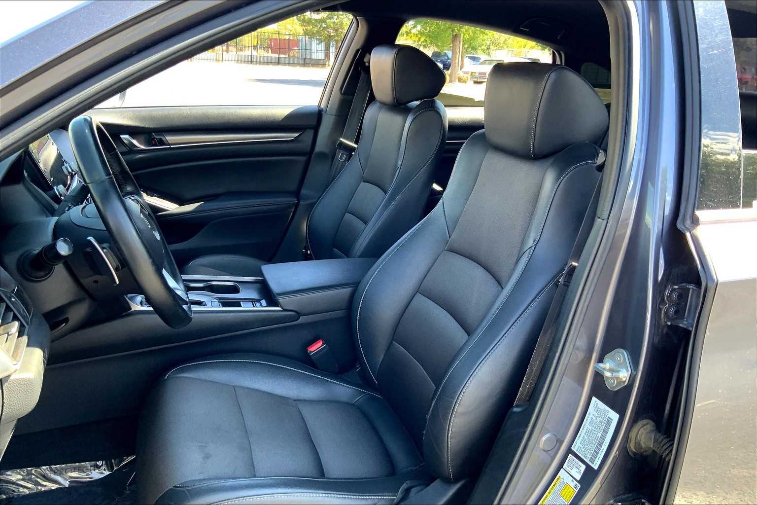 2019 Honda Accord Sport 1.5T photo 7