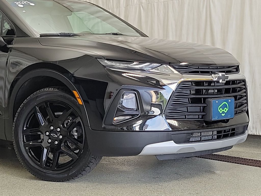 2021 Chevrolet Blazer 2LT photo 2