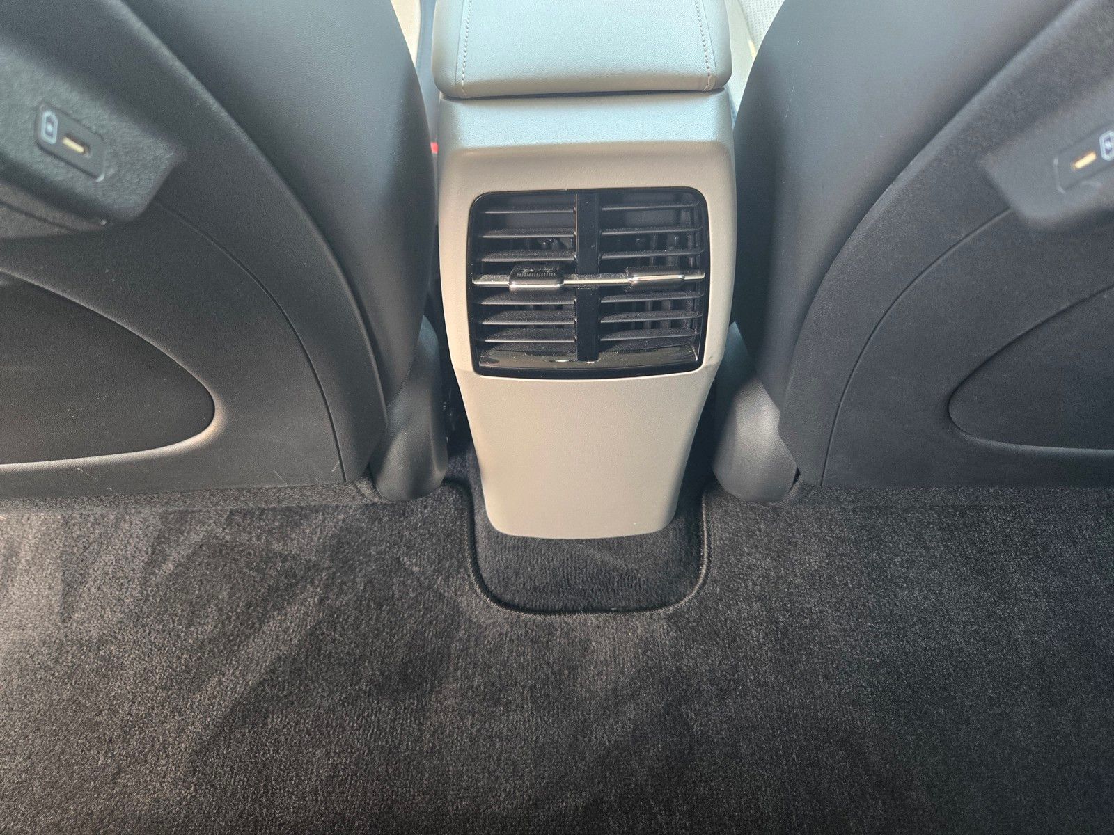 2023 Kia Niro EV Wave photo 11